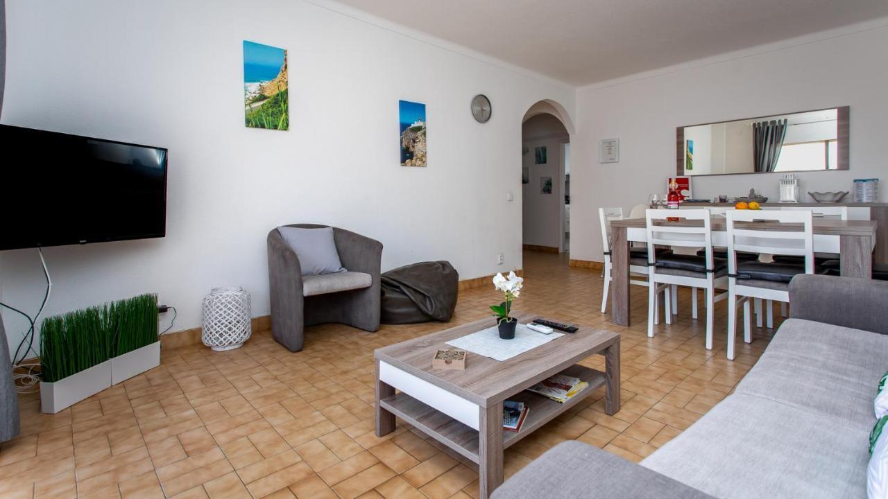 Apartamento T2 Na Praia Da Alagoa ألتورا المظهر الخارجي الصورة